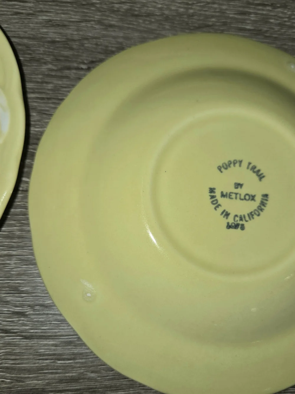 Set of 4 Metlox Pottery Poppy Trail Flora Lace Saucers 6